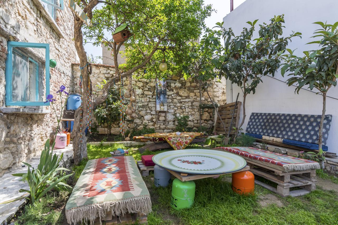 Hobbithousebademler Urla Exterior photo