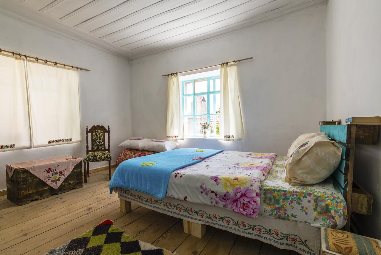 Hobbithousebademler Urla Exterior photo